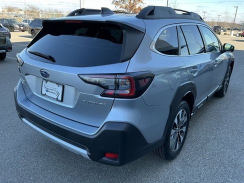 Certified 2023 Subaru Outback Limited image 7