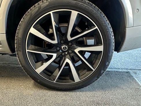 Used 2024 Volvo XC90 B6 Plus w/ Protection Package Premier image 10