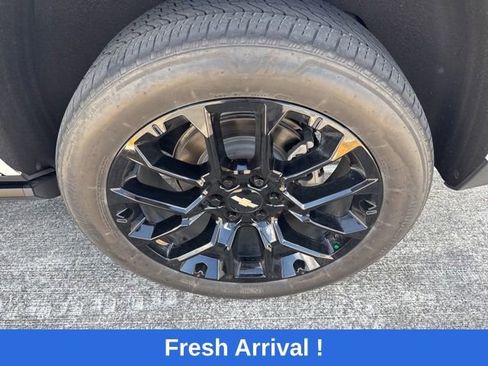 Used 2023 Chevrolet Tahoe Premier RWD image 19