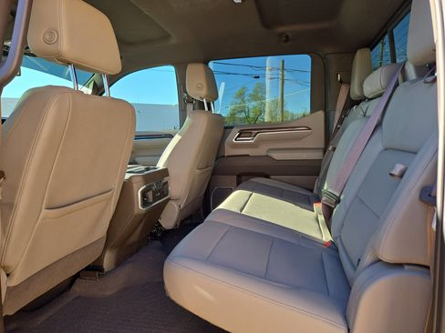 Used 2023 Chevrolet Silverado 1500 LTZ image 13