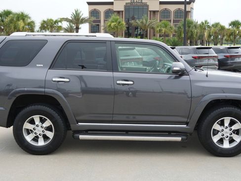 Used 2012 Toyota 4Runner SR5 w/ Premium Pkg AWD/4WD image 4
