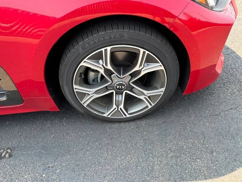 Used 2021 Kia Stinger GT-Line w/ Sun & Sound Package AWD/4WD image 4