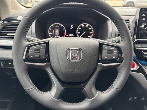 New 2026 Honda Odyssey Touring image 5