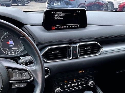 Used 2019 MAZDA CX-5 Touring image 6