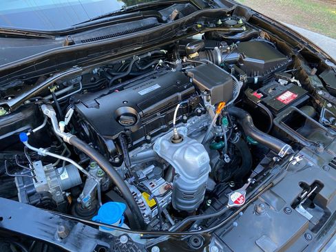 Used 2017 Honda Accord EX-L image 15