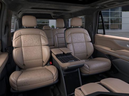 New 2025 Lincoln Navigator L Black Label image 11