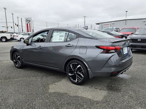 New 2025 Nissan Versa SR image 7