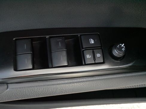 Certified 2025 Toyota Camry LE image 19