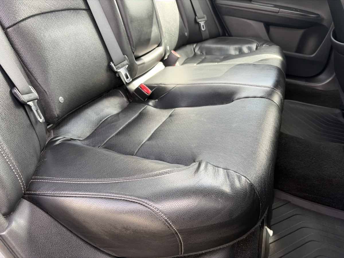 Used 2017 Honda Accord EX-L image 24