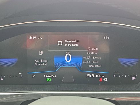 Used 2024 Volkswagen Tiguan SE R-Line image 19