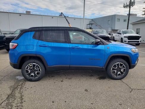 New 2026 Jeep Compass Trailhawk image 10