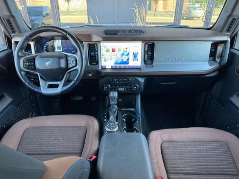 Used 2023 Ford Bronco Outer Banks AWD/4WD image 9