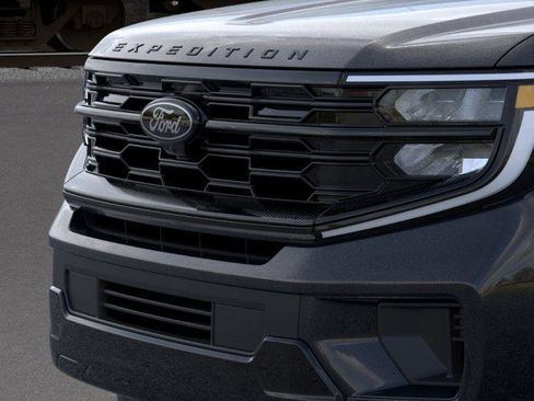 New 2026 Ford Expedition Max Platinum w/ Stealth Appearance Package image 37