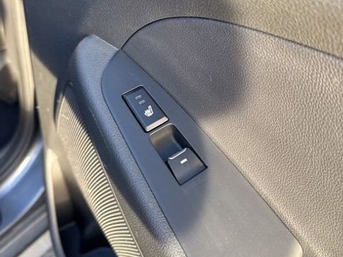 Used 2015 Chrysler 200 C w/ Navigation & Sound Group I image 54