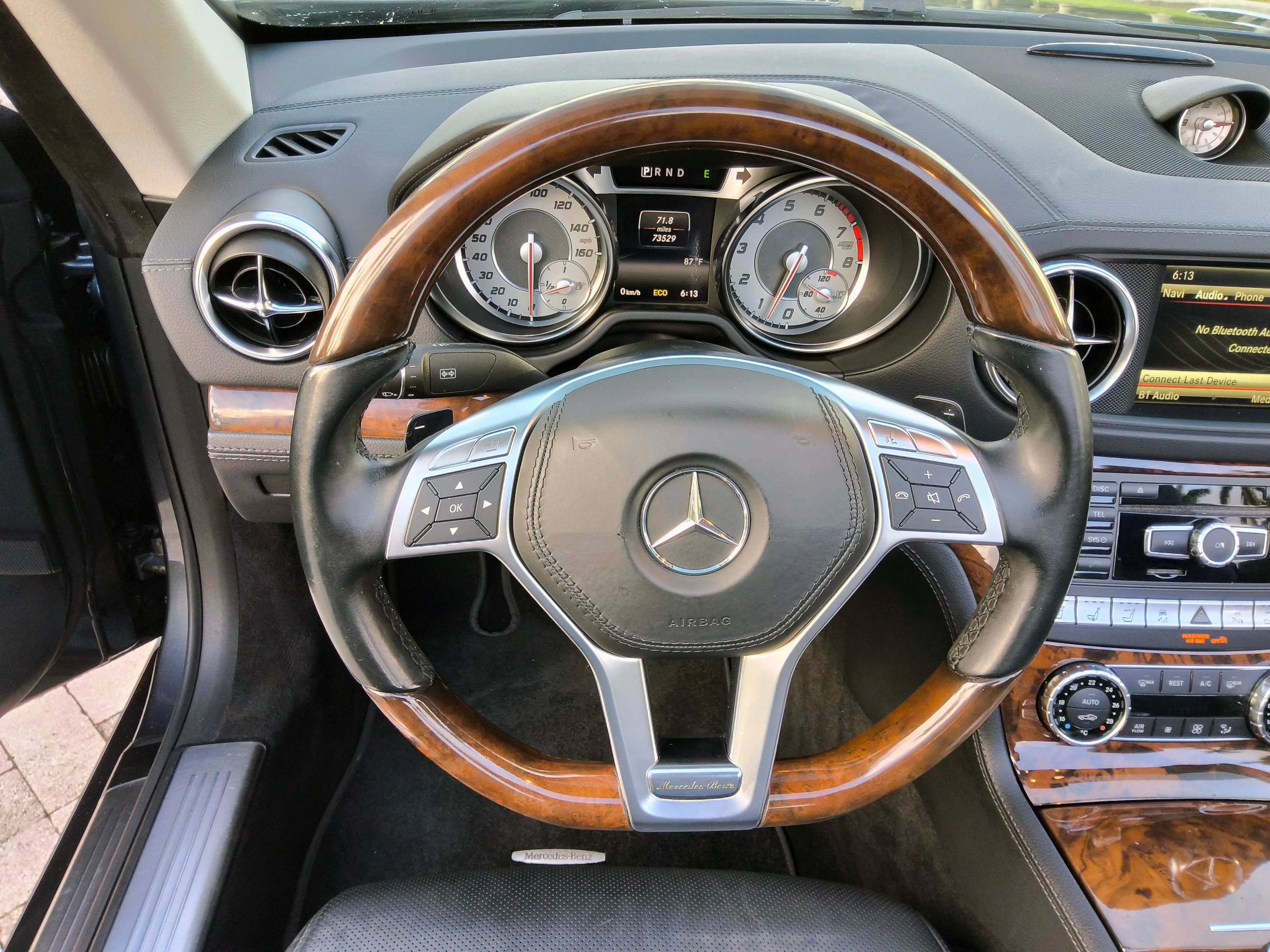 Used 2014 Mercedes-Benz SL 550 image 7