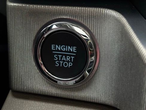 New 2026 Ford F250 Platinum w/ Platinum Plus Package image 39