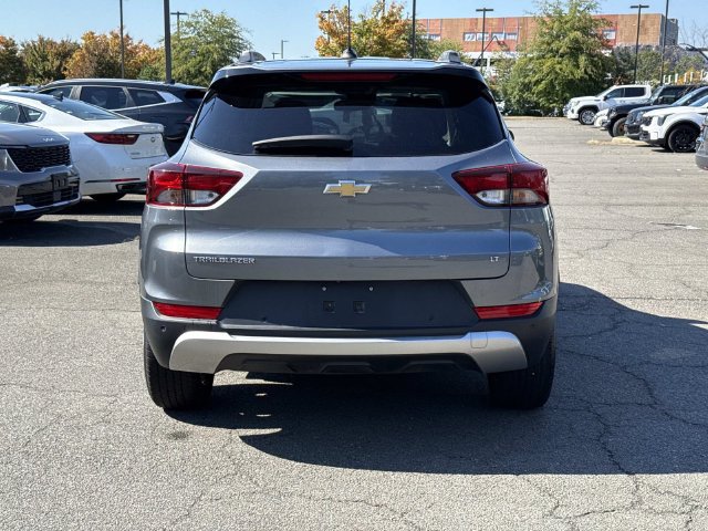 Used 2021 Chevrolet TrailBlazer LT w/ Convenience Package FWD image 3