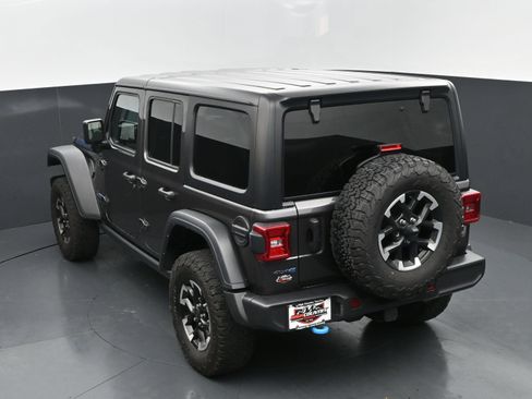 Used 2024 Jeep Wrangler Unlimited Rubicon 4xe AWD/4WD image 30
