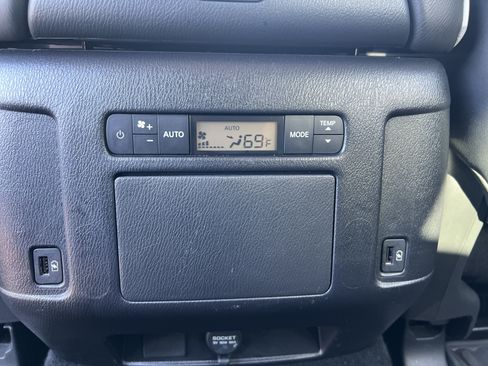 Used 2023 INFINITI QX80 Premium Select w/ All-Season Package RWD image 38
