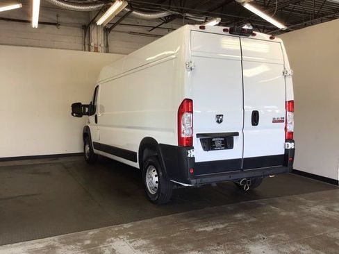 Used 2021 RAM ProMaster 2500 w/ Interior LED Lighting Group FWD image 4