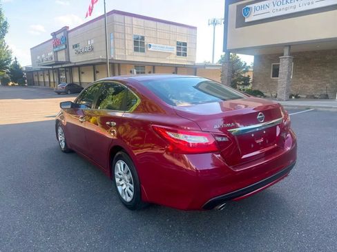 Used 2018 Nissan Altima 2.5 S w/ S Convenience Package FWD image 3