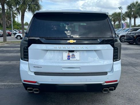 New 2026 Chevrolet Suburban High Country AWD/4WD image 6