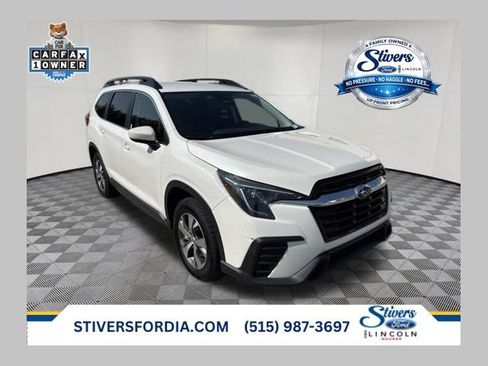 Used 2025 Subaru Ascent Premium AWD/4WD image 1