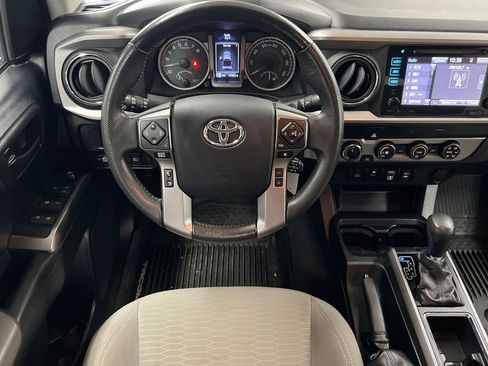 Used 2019 Toyota Tacoma SR5 image 13