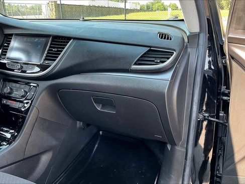 Used 2020 Buick Encore Preferred image 17