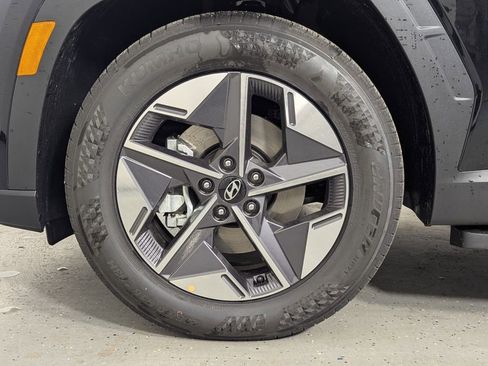 New 2026 Hyundai Tucson SEL FWD image 9