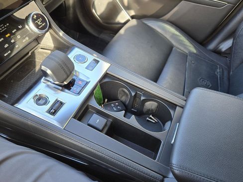 Used 2023 Jaguar F-PACE S image 25