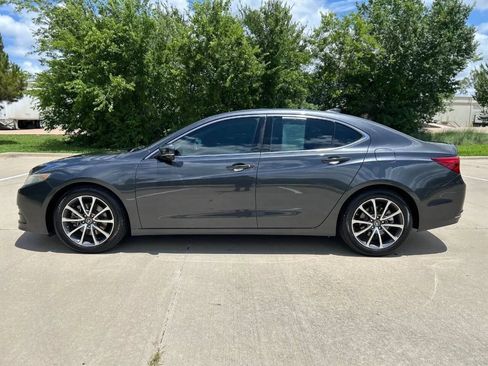 Used 2016 Acura TLX V6 FWD image 9