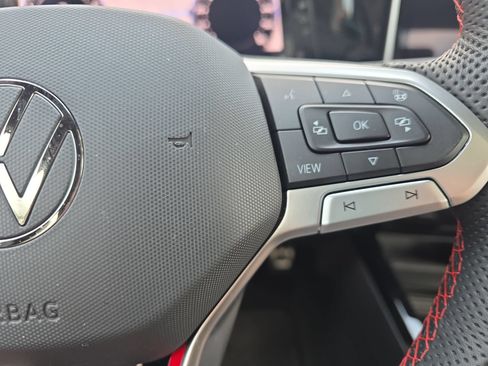 Used 2026 Volkswagen GTI SE FWD image 18
