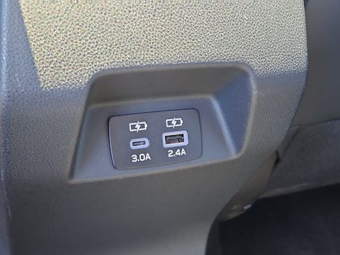 Used 2024 Subaru Crosstrek 2.5i Limited AWD/4WD image 14