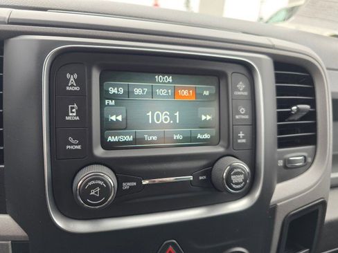 Used 2017 RAM 2500 Tradesman w/ Chrome Appearance Group image 33