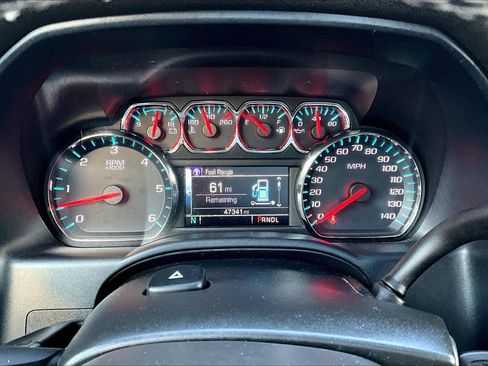 Used 2019 GMC Sierra 1500 SLE w/ SLE Value Package image 9