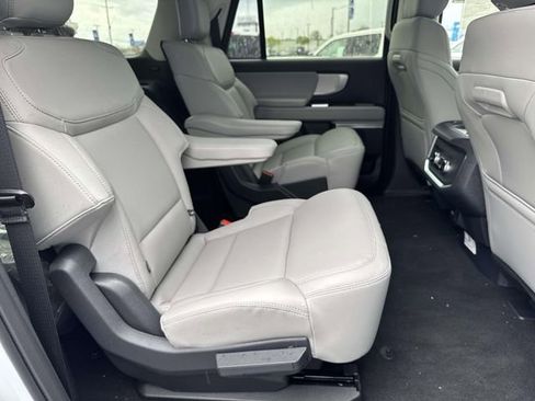 New 2026 Ford Expedition Max Active image 12