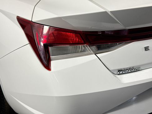 Used 2022 Hyundai Elantra SEL w/ Convenience Package FWD image 36