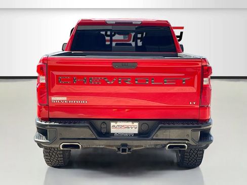 Used 2021 Chevrolet Silverado 1500 LT Trail Boss w/ Convenience Package II AWD/4WD image 6