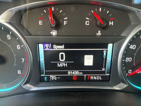 Used 2018 Chevrolet Traverse LT FWD image 44