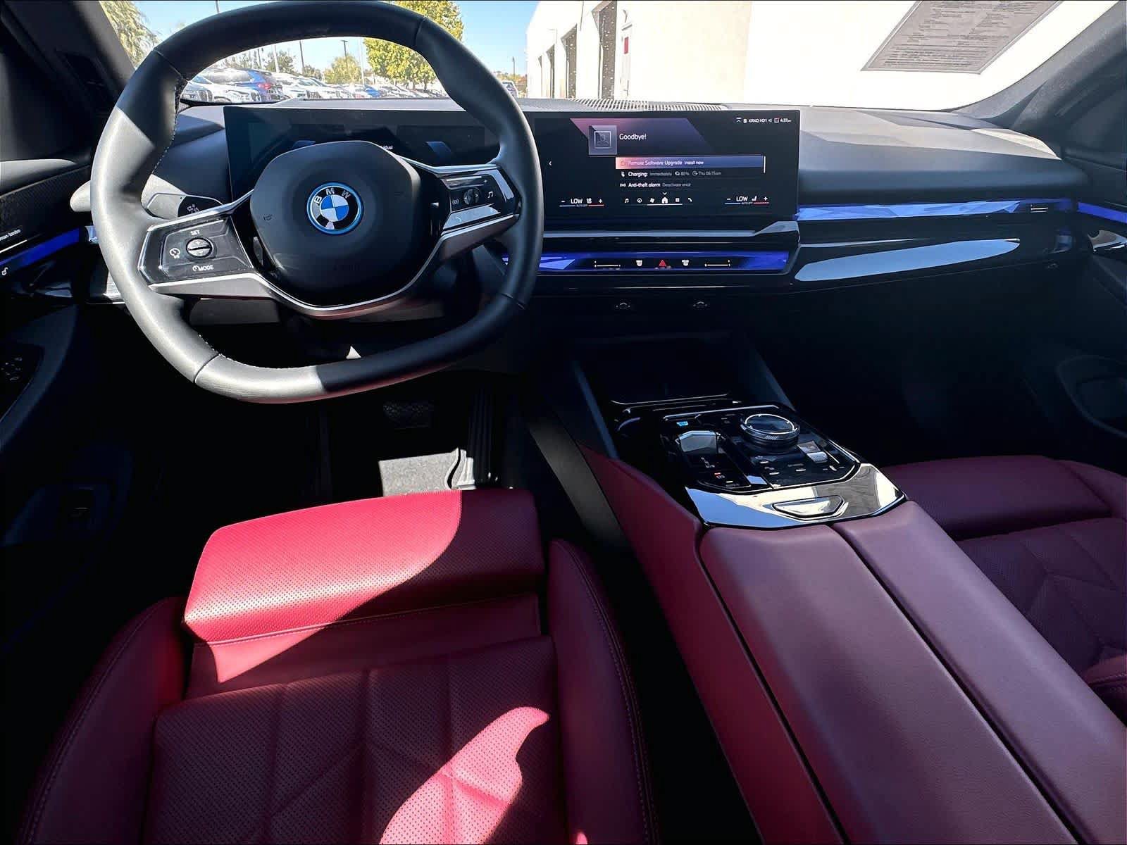 Used 2026 BMW i5 eDrive40 AWD/4WD image 9