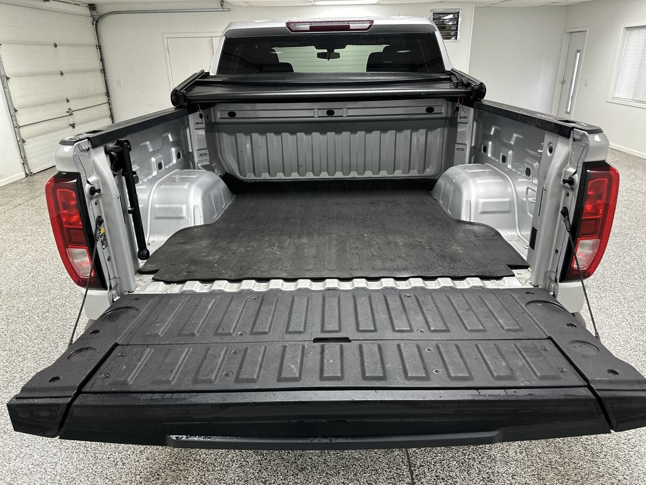 Used 2021 GMC Sierra 1500 SLE AWD/4WD image 26