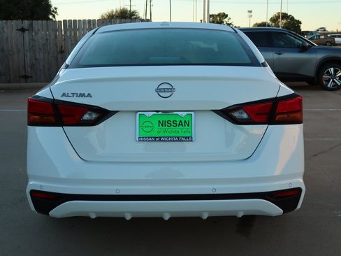 New 2025 Nissan Altima 2.5 S image 7