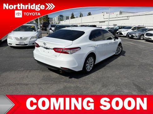 Used 2020 Toyota Camry LE w/ Carpet Mat Package image 4