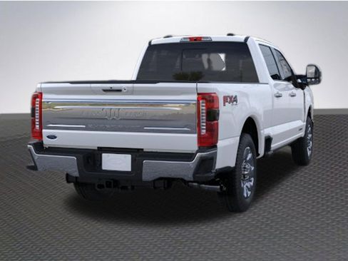 New 2026 Ford F250 4x4 Crew Cab Super Duty image 8