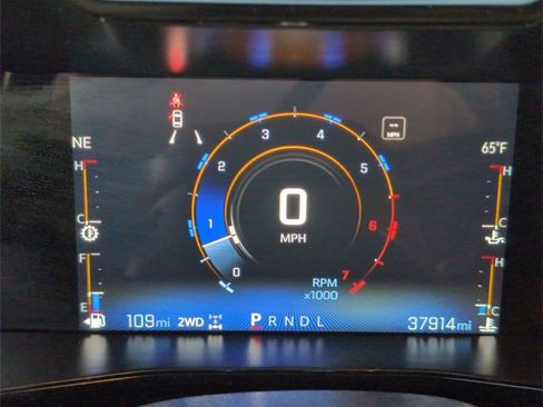 Used 2023 Chevrolet Colorado Z71 w/ Safety Package image 12