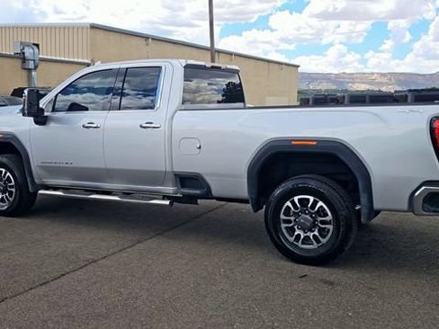 Used 2022 GMC Sierra 2500 SLT w/ Driver Alert Package I AWD/4WD image 6