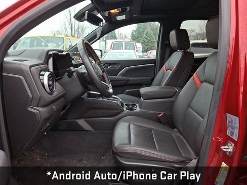 Used 2023 Chevrolet Colorado Z71 w/ Z71 Convenience Package 2 image 13