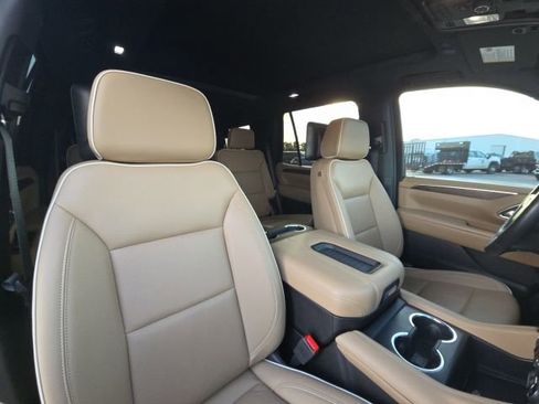 Used 2023 Chevrolet Tahoe Premier w/ Advanced Technology Package image 25