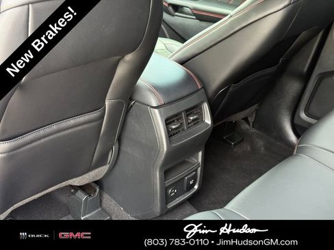 Used 2022 Ford Edge ST-Line AWD/4WD image 27